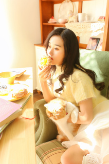 巨胸美乳中文